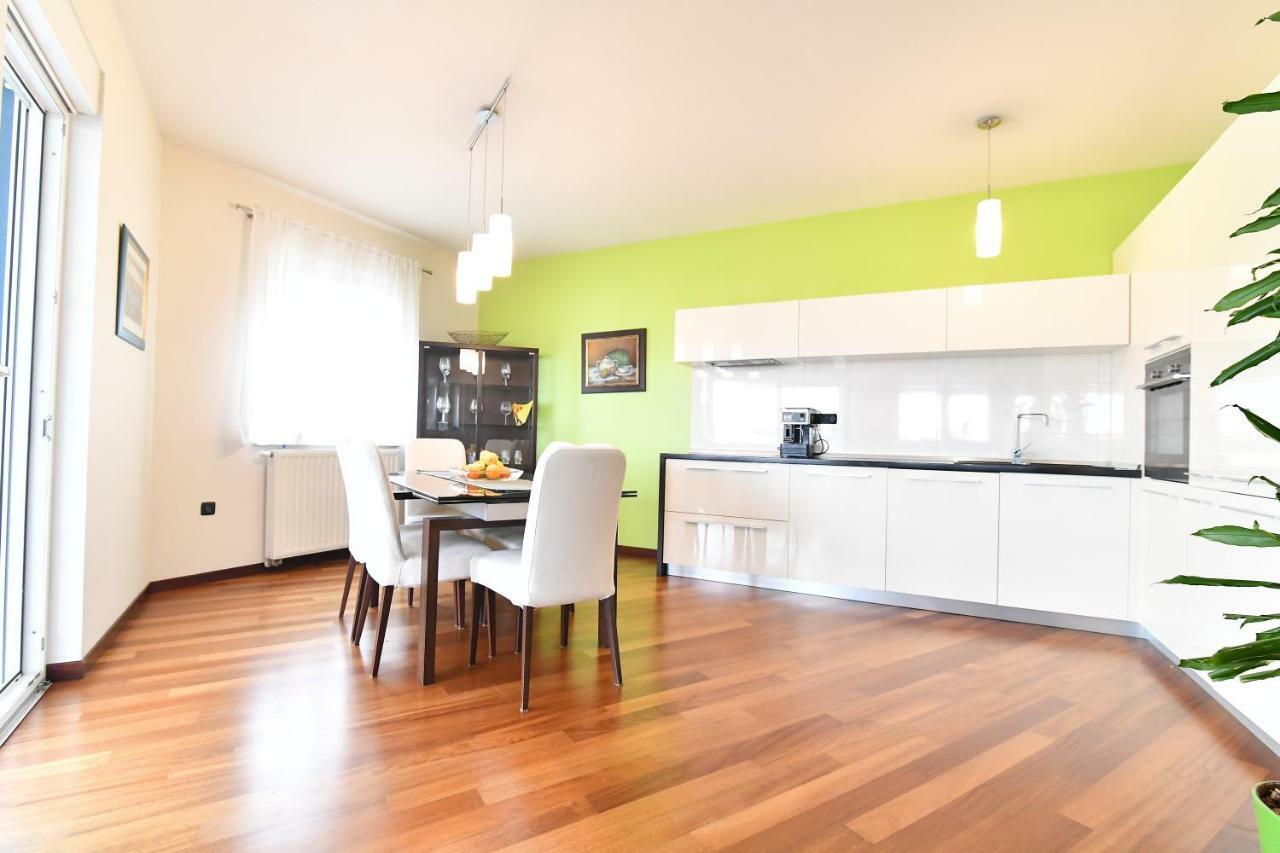City Penthouse Vita Pola Esterno foto